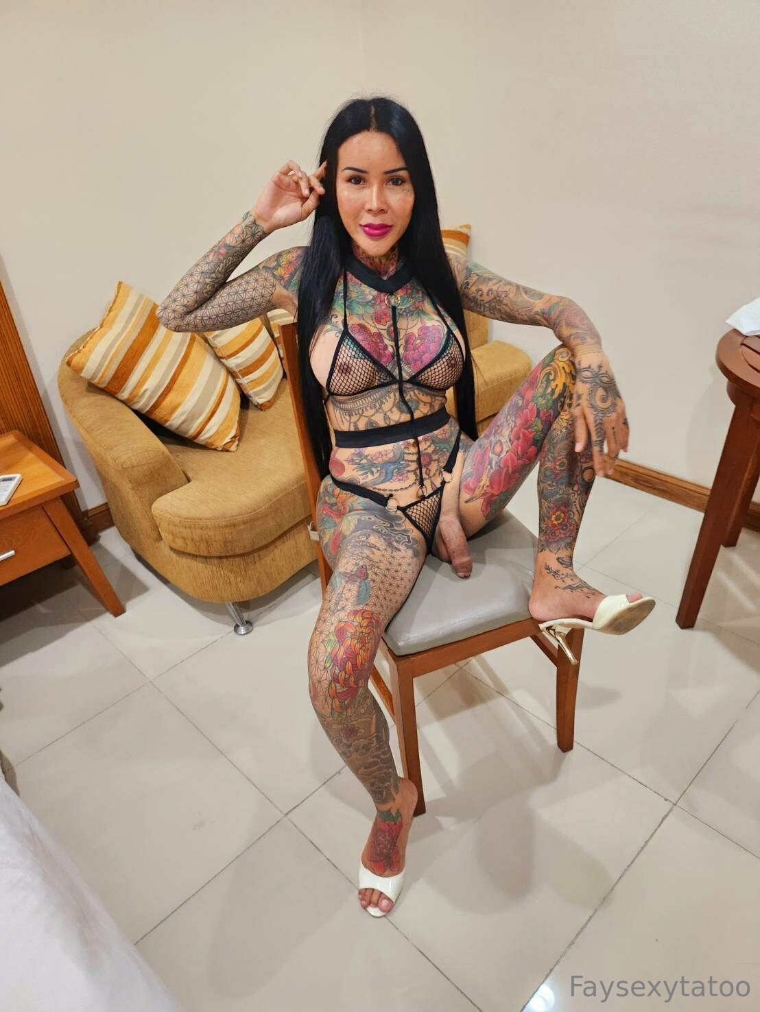 Fay Sexy Tattoo Unleashes Her Wettest and Wildest Moments 11