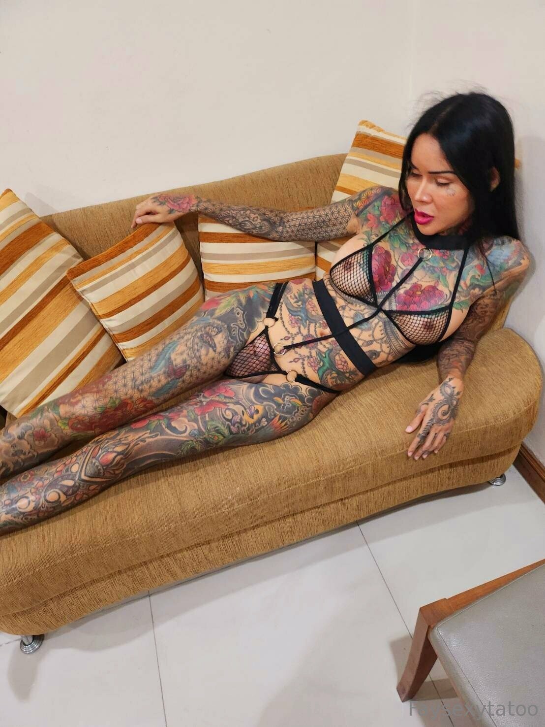 Fay Sexy Tattoo Unleashes Her Wettest and Wildest Moments 15