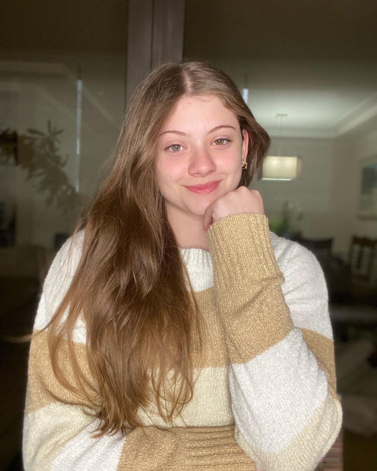Dudda Artese: Pale Beauty Begging for a Rough Ride 25