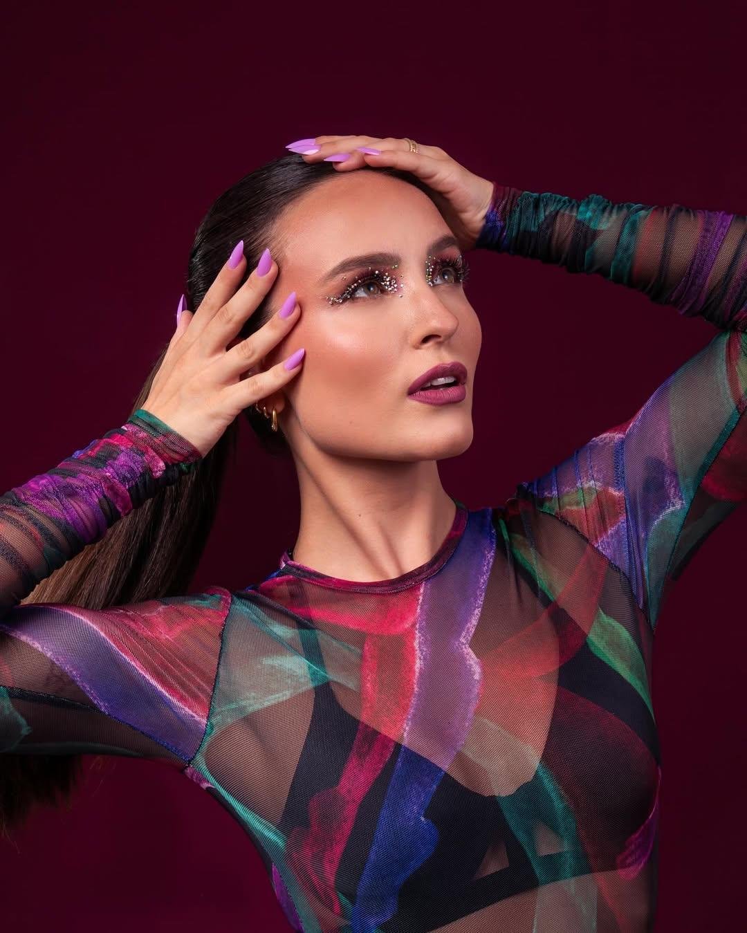 New Leaked Photos of Hot Larissa Manoela 2