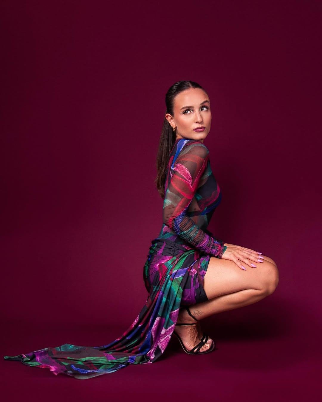 New Leaked Photos of Hot Larissa Manoela 5