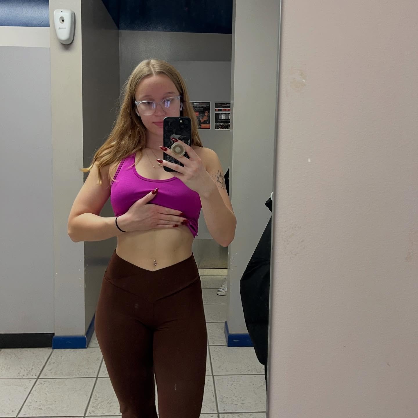 Kate Lukens: Made for Breeding with Her Perfect Curves 21
