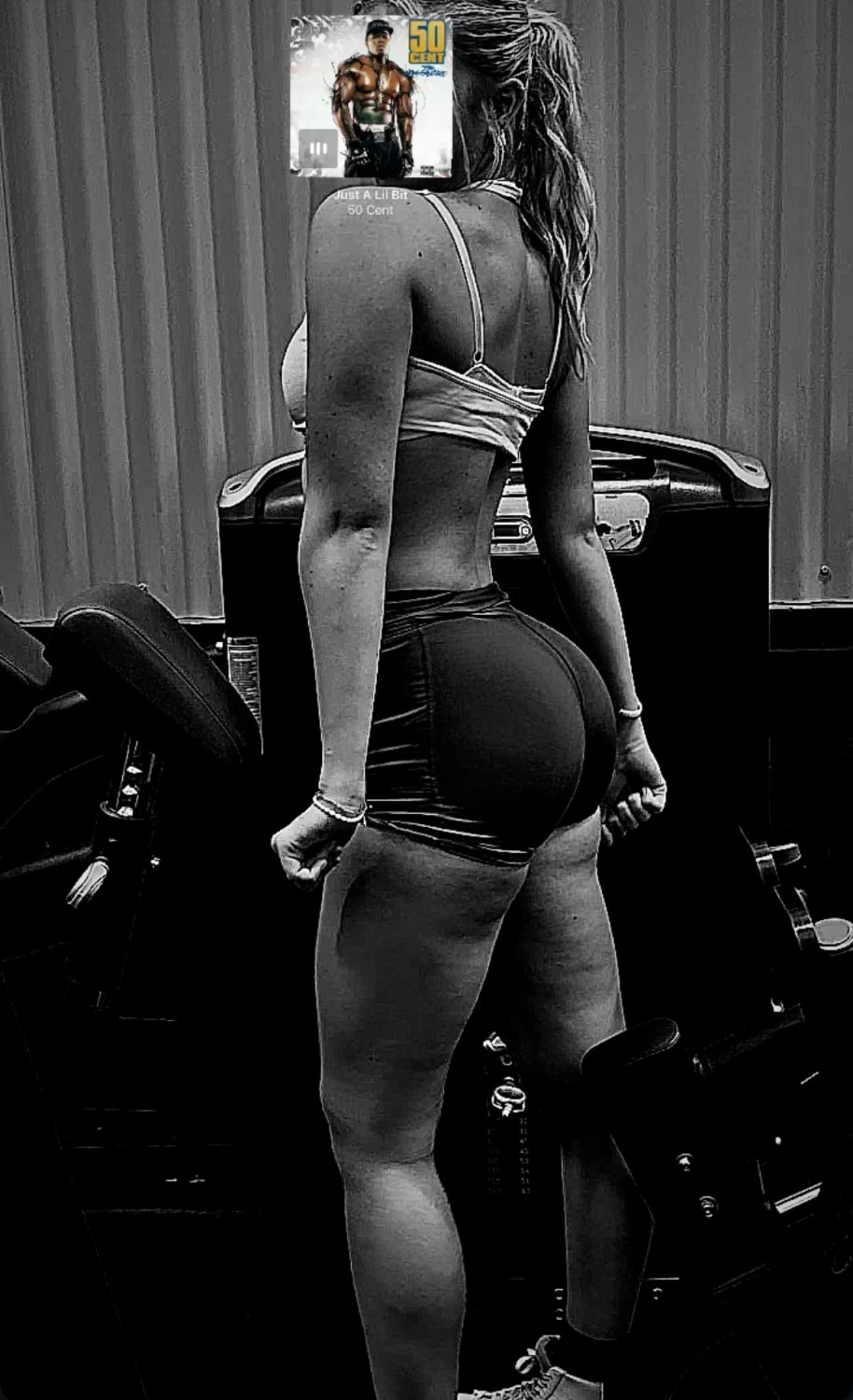 Gym Bunny Amy Teasing for Bulls at the Fitness Center 7