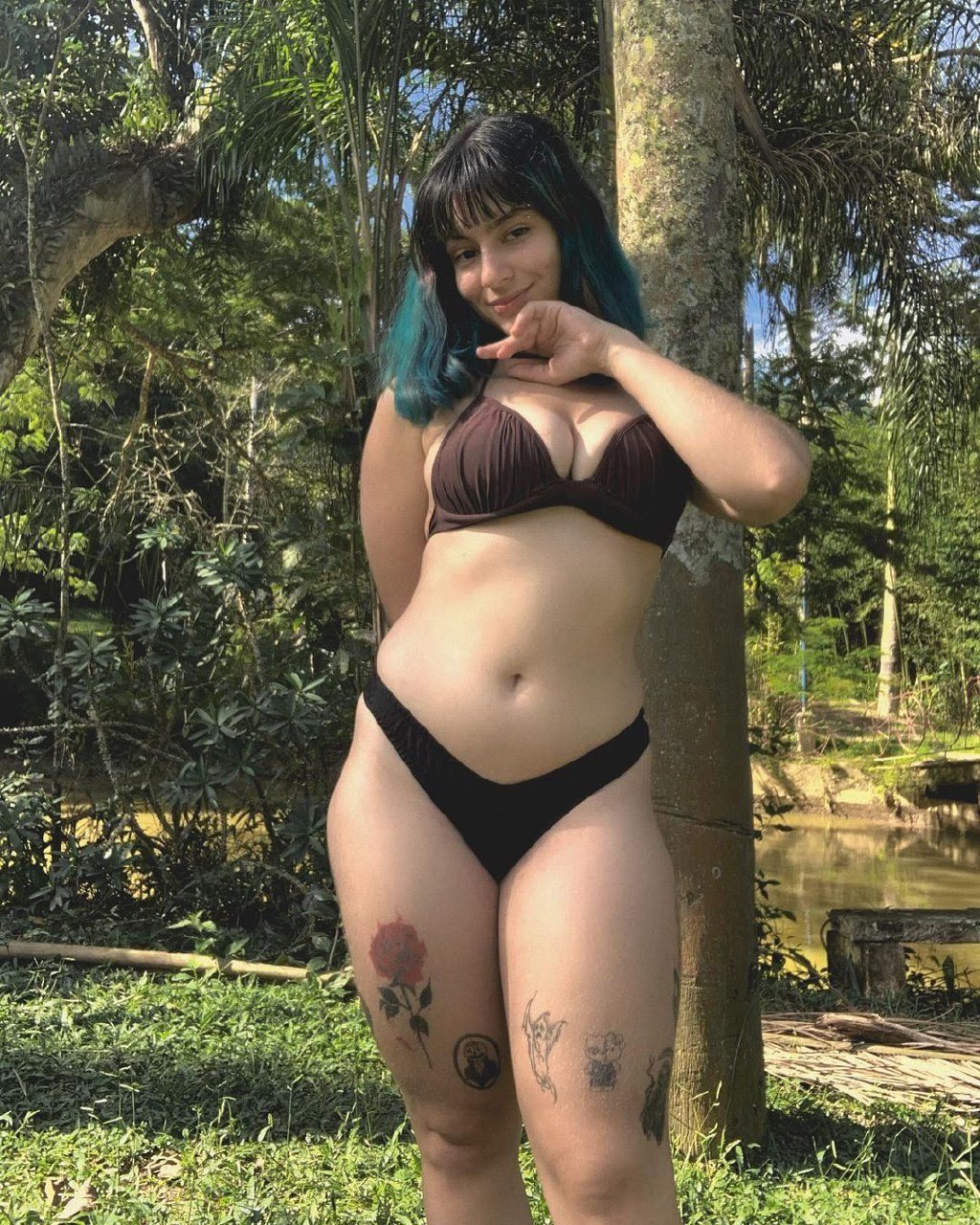 Busty Friend in Homemade Naughty Fun 3