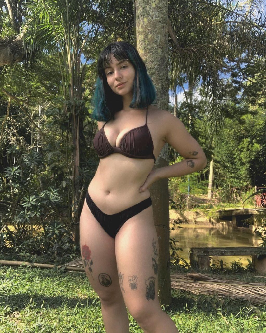 Busty Friend in Homemade Naughty Fun 13