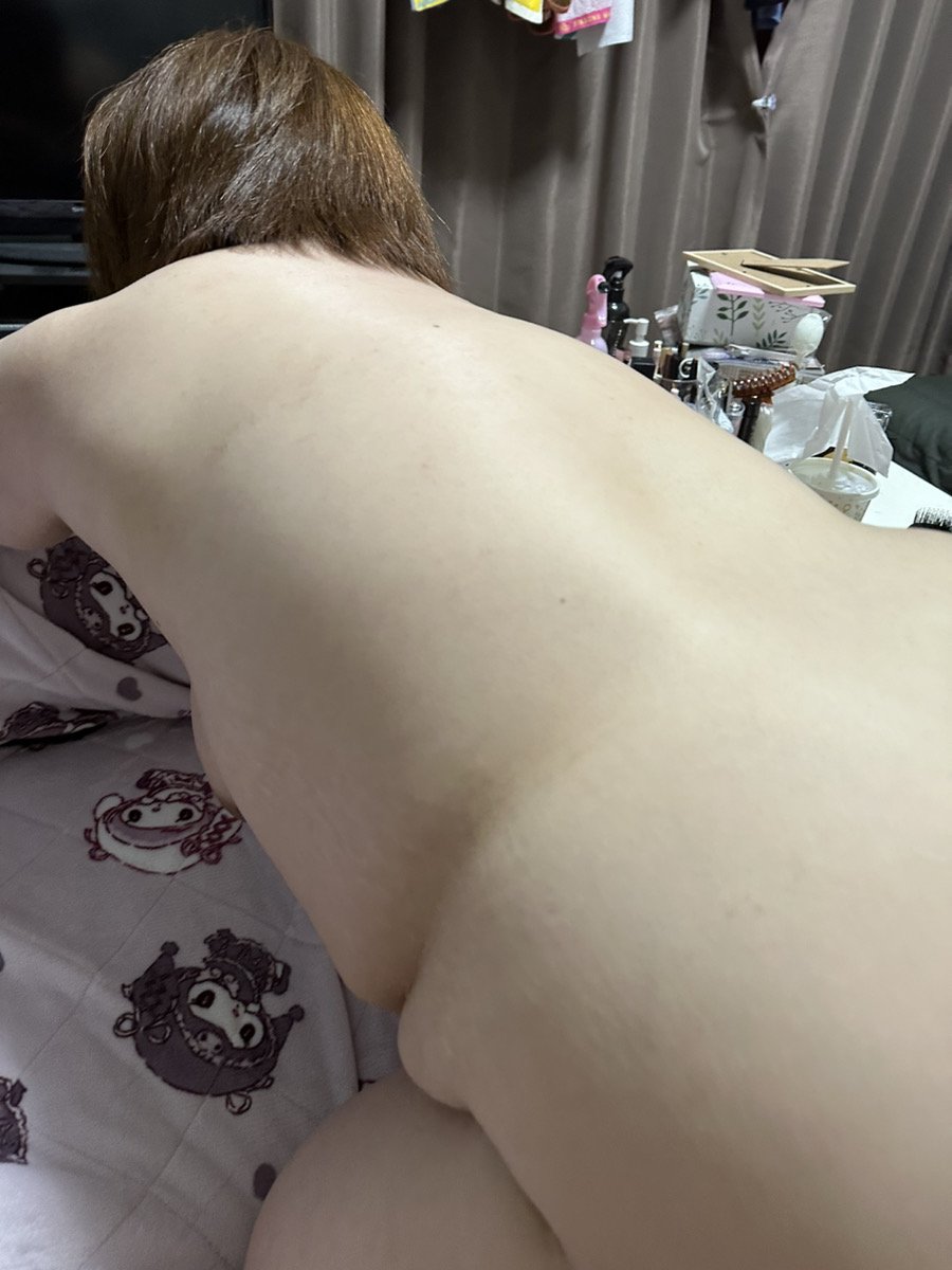 BBW Flesh Toy Rin Shows Off Her Curves 8