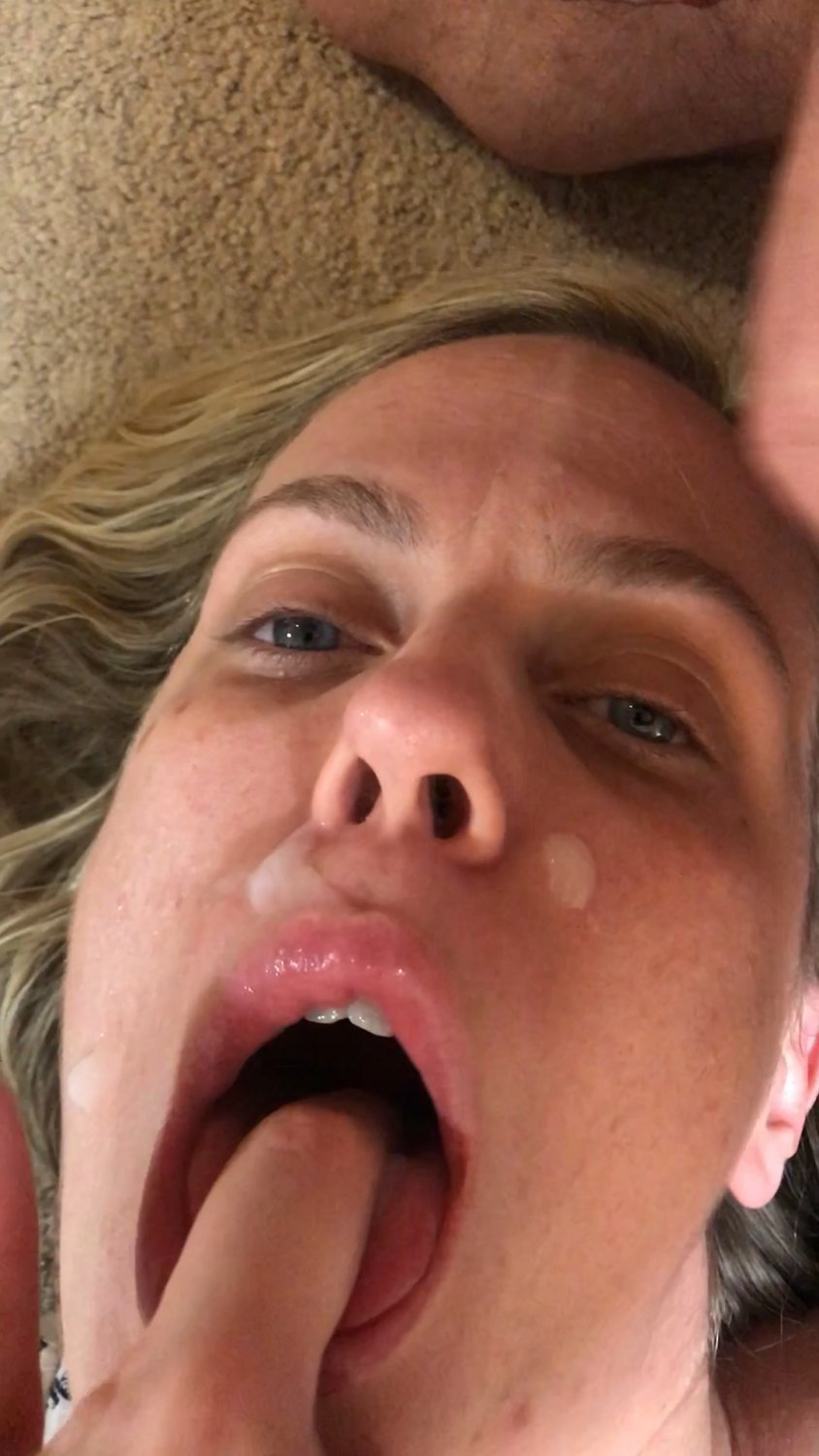 This Webslut Wife Loves To Flash Her Wet Holes 12
