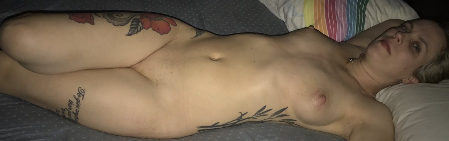 This Webslut Wife Loves To Flash Her Wet Holes 43