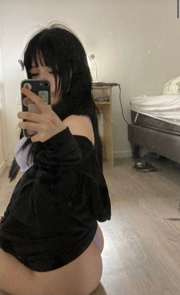 Josefa - asiatische teen masturbation 4