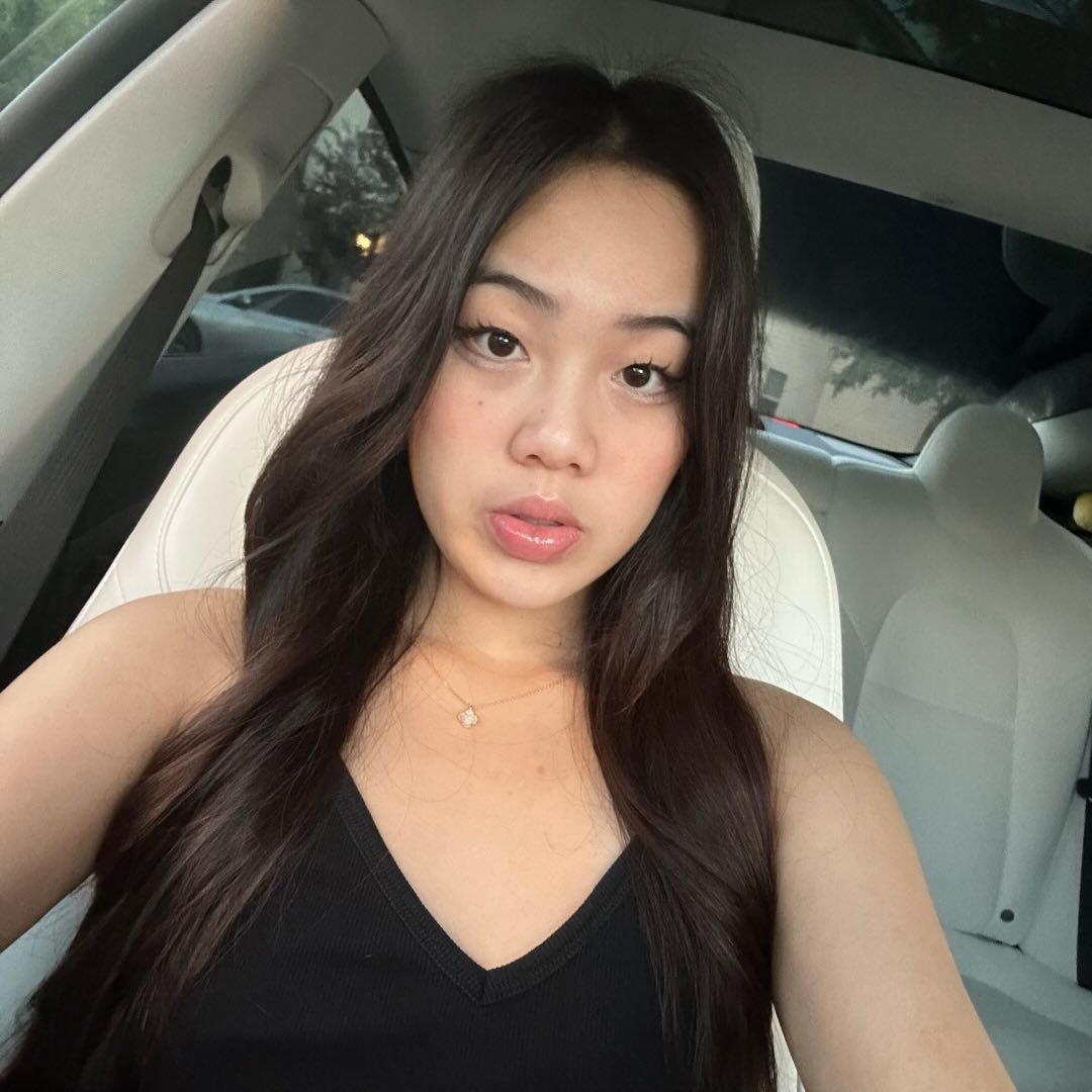 クリーピー・リトル・チャイニーズ・キューティー・ケイリー・イン・フィッシュネッツ・ベッギング・フォア・イット 11