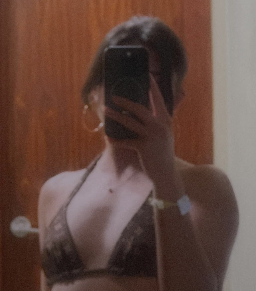 ジャパニーズ・ドール・アンナ・レディー・トゥ・プレイ・ウィズ・ハー・タイト・ボディ 4