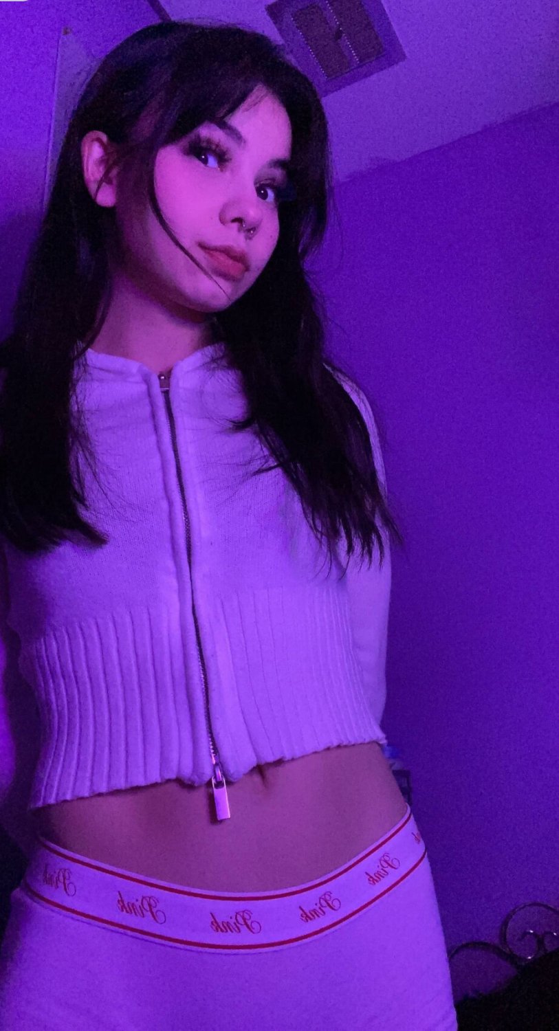 ウィグリング・マイ・キュート・フィート・ジャスト・フォア・ユー・レディー・トゥ・ビー・ワーシップド 13