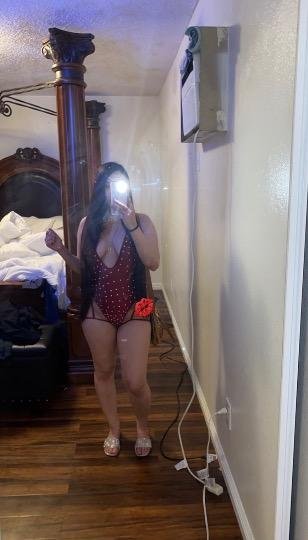 Kimberly Nicole Latina escort en Ventura reino 5