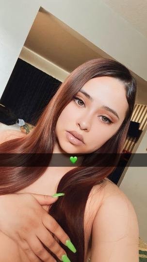 Kimberly Nicole Latina escort en Ventura reino 15