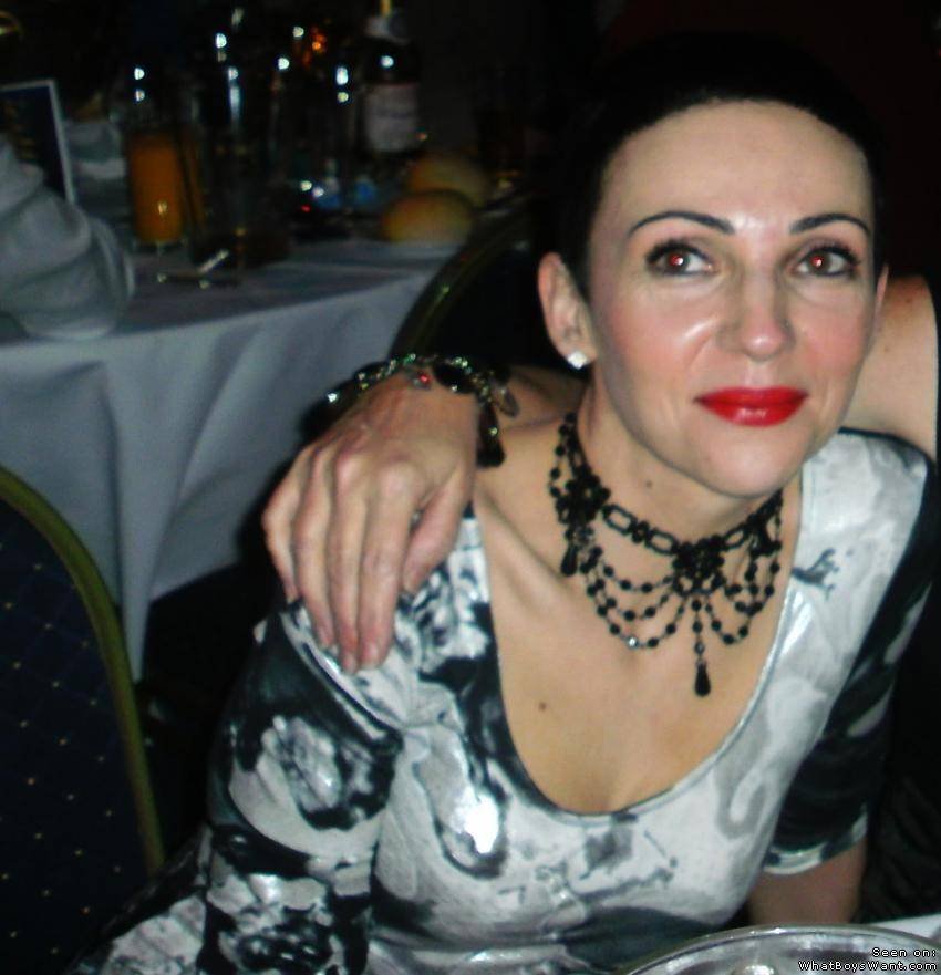 Banca delle seghe (10). Monika amatoriale. 5