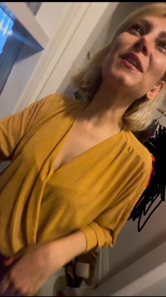 Kik Milf Upskirt Tease: Send Yours, Daddy's Waiting 3