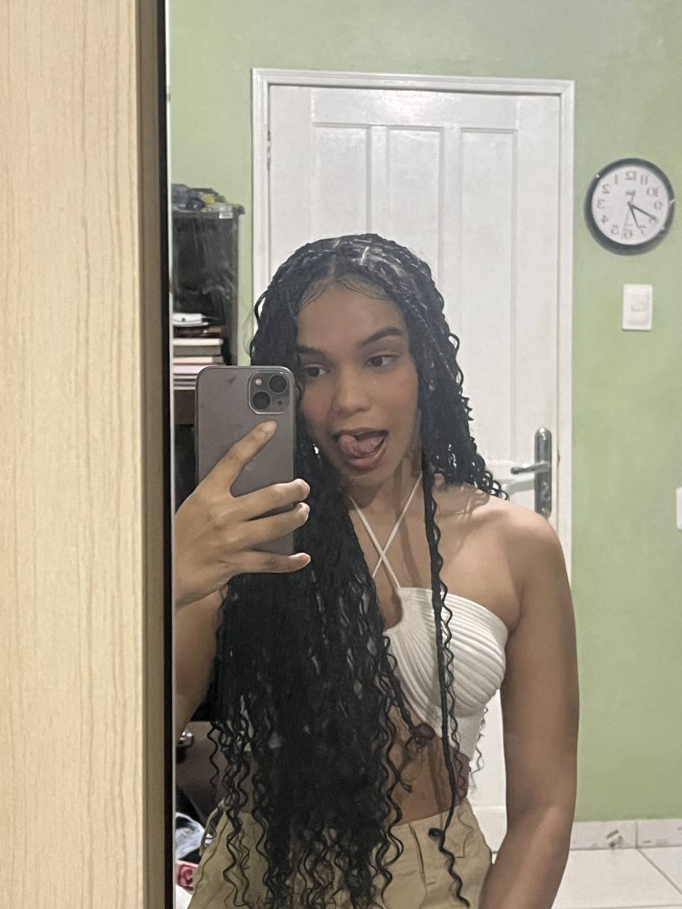 Mariana’s Leaked Blowjob: Sofa Whore Exposed on Instagram 18