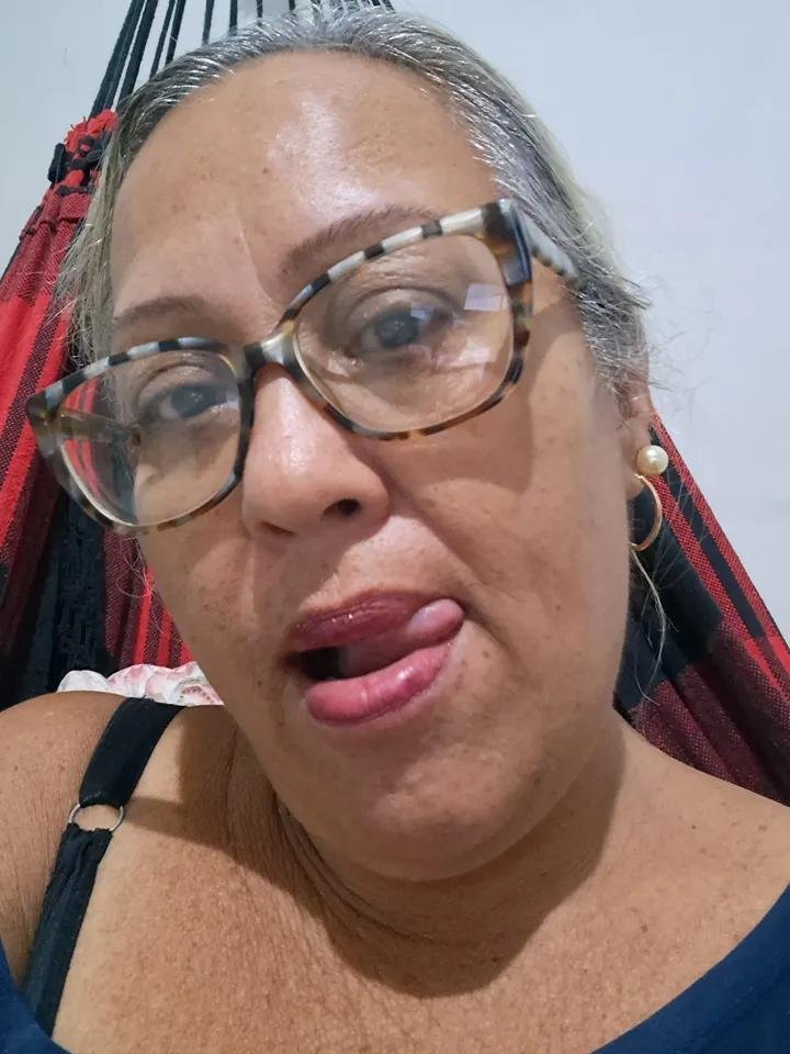 Louca Pra Levar Leite na Boca: Dirty Slut Thirsty for Cum 4