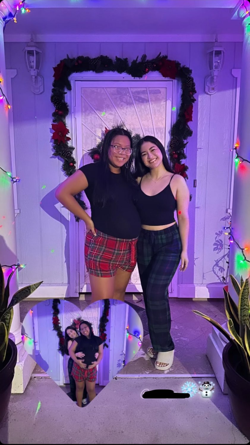 Kylie: Tight Ass and Pretty Toes Spread Wide 3