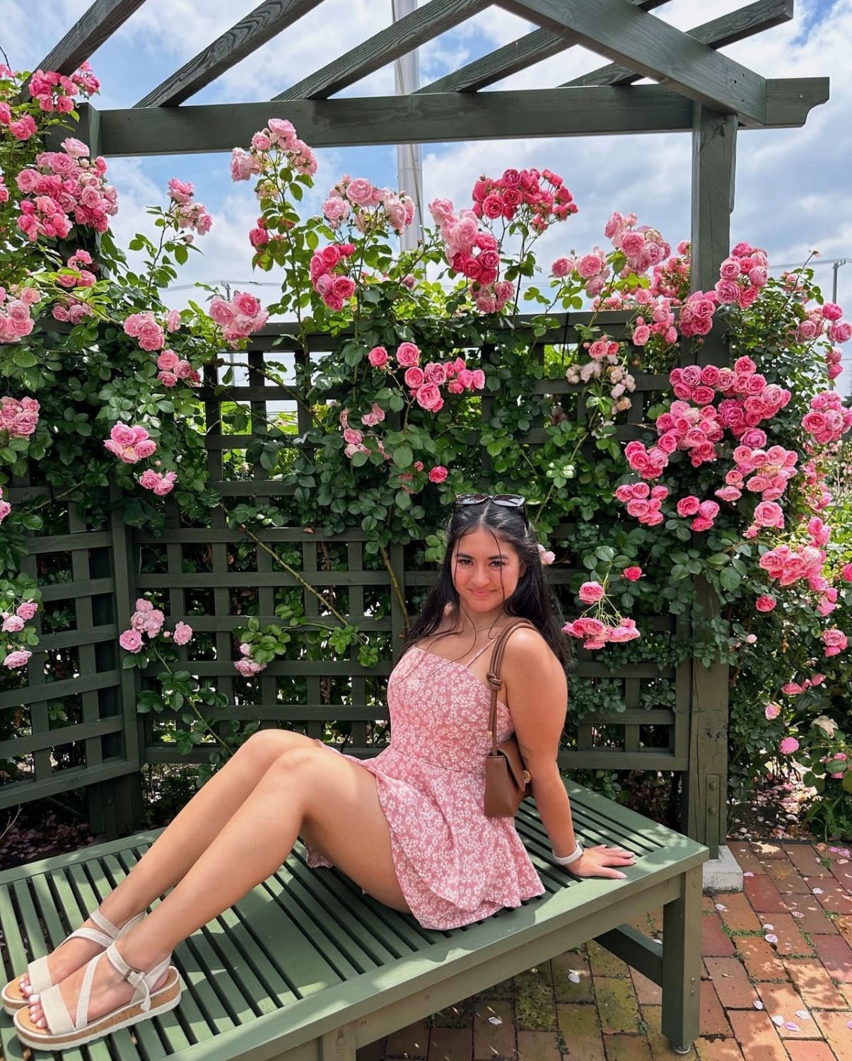 Kylie: Tight Ass and Pretty Toes Spread Wide 5