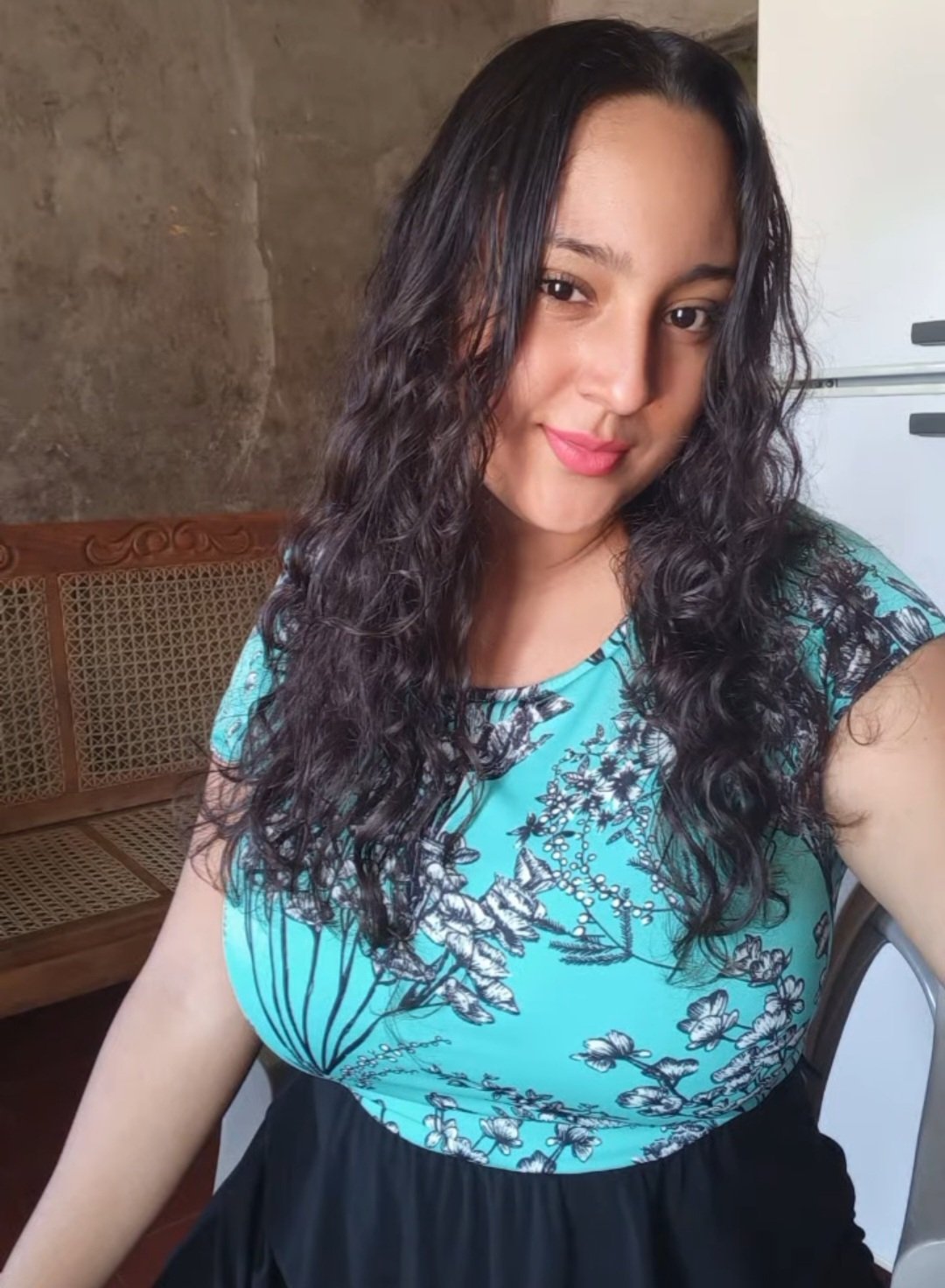 에스코트가 없는 경우 이 게시물에 테타를 추가할 수 있습니다; 2