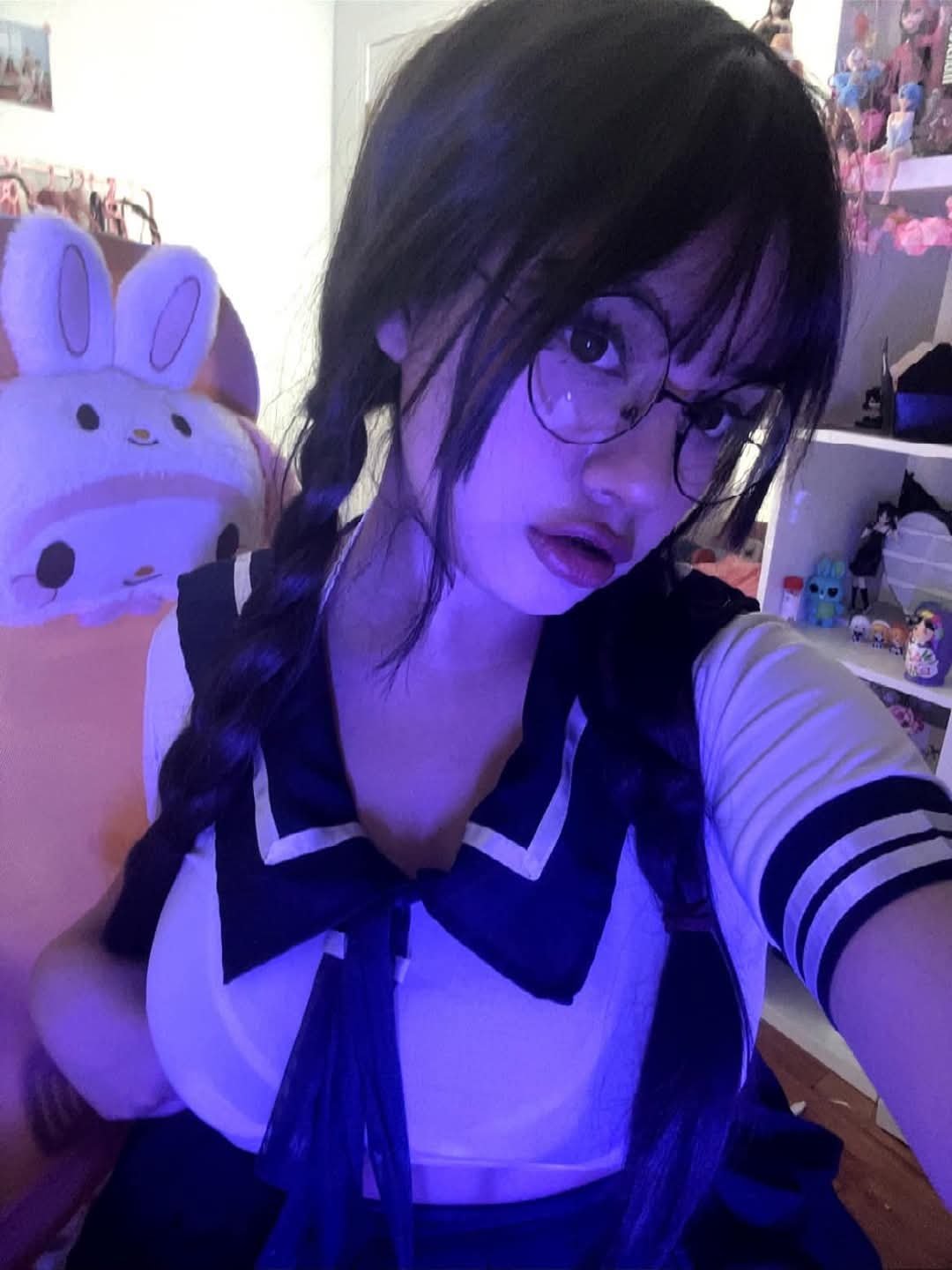 キュート・セルフィー・ベイブ・ウィズ・ビッグ・ナチュラル・ティッツ・フラッシング・ボス・ホールズ 17