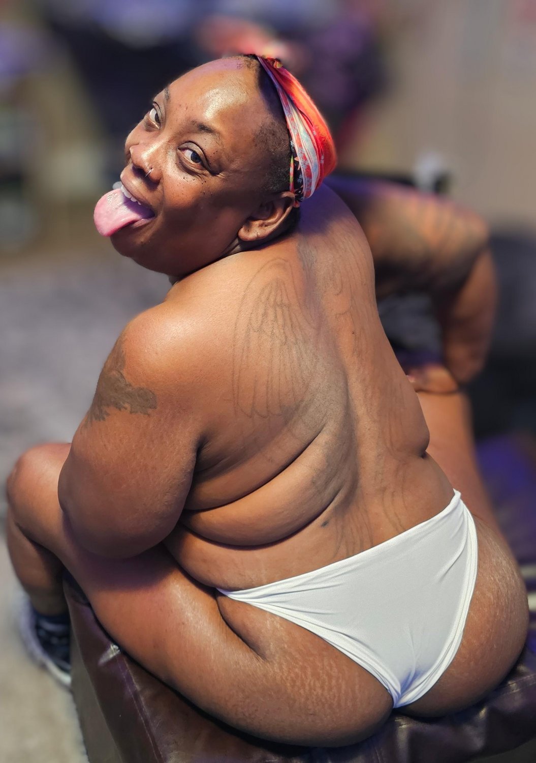 アグリー・オンティー・サックス・ディック・ライク・ア・プロ・ブラック・グラニー・BBW 2