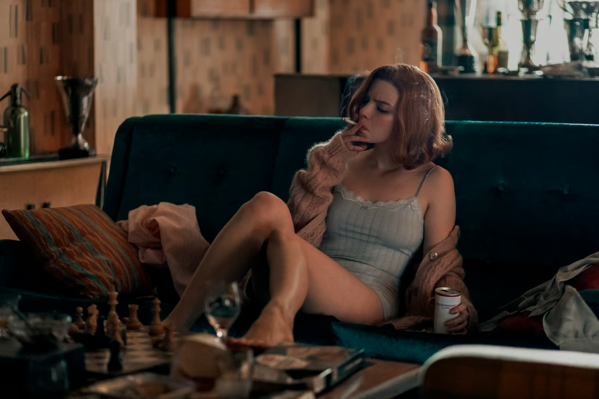 Lady's Gambit (Anya Taylor-Joy) 2