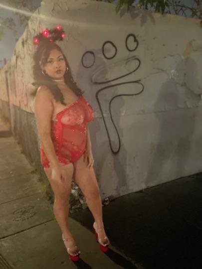 Oakland, Hayward, Fremont, Berkeley, San Jose, vb. çevrelerde yirmi bir yaşında büstü Çinli eskort 3