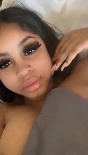 Oakland, Hayward, Fremont, Berkeley, San Jose, vb. çevrelerde yirmi bir yaşında büstü Çinli eskort 9