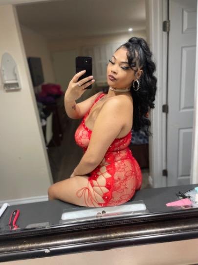 Oakland, Hayward, Fremont, Berkeley, San Jose, vb. çevrelerde yirmi bir yaşında büstü Çinli eskort 28