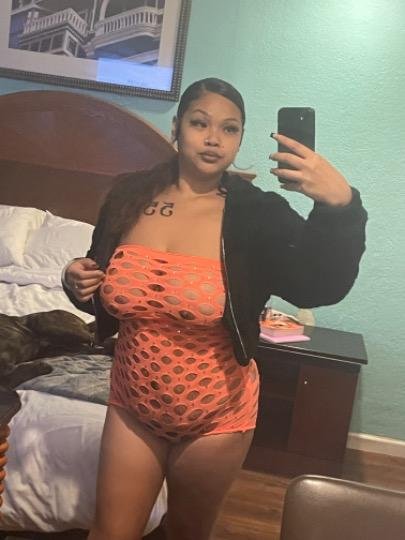 Oakland, Hayward, Fremont, Berkeley, San Jose, vb. çevrelerde yirmi bir yaşında büstü Çinli eskort 32