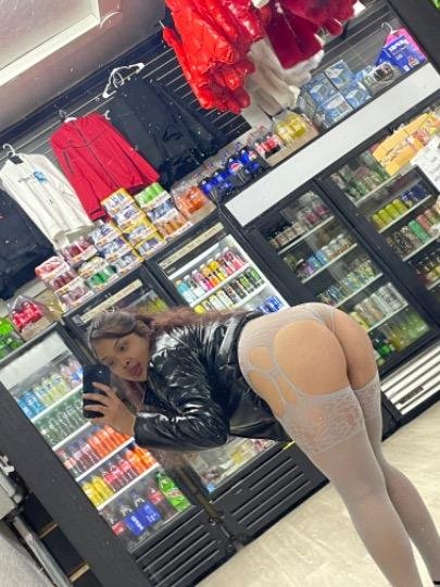 Oakland, Hayward, Fremont, Berkeley, San Jose, vb. çevrelerde yirmi bir yaşında büstü Çinli eskort 37