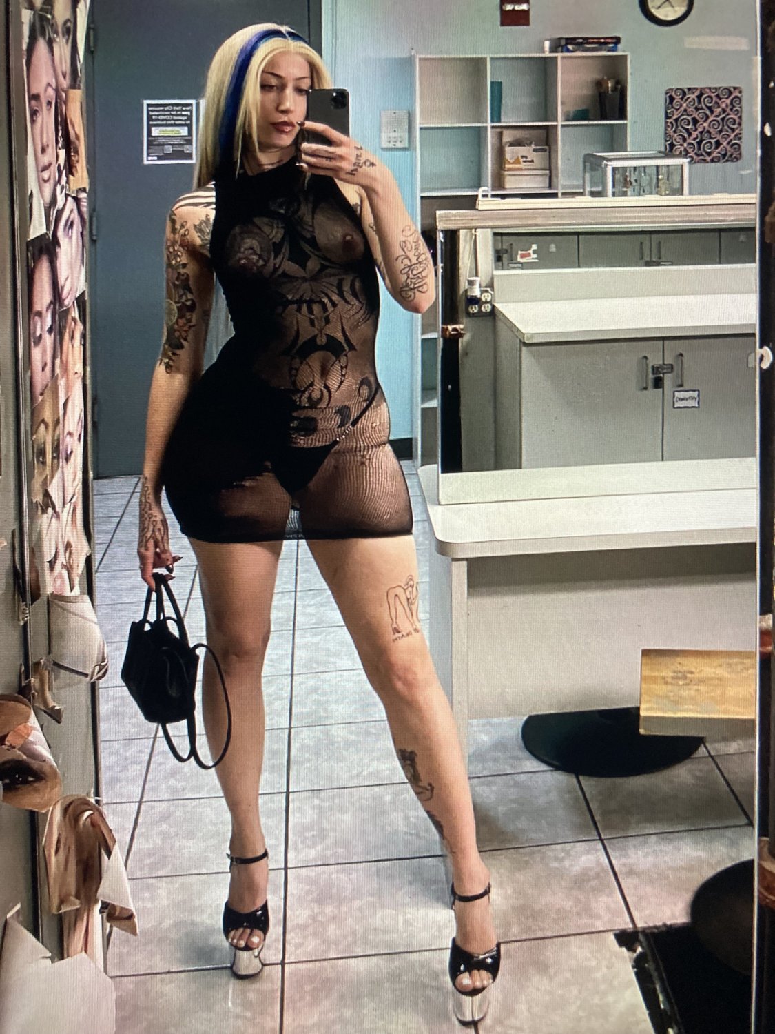 NYC PAWG Stripper Rides BBC in Lingerie 2
