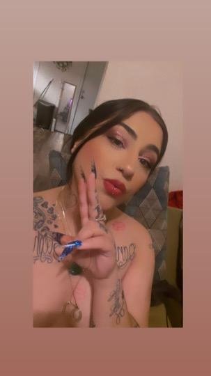 Latina Escort Mix Teases at Los Angeles Square 41