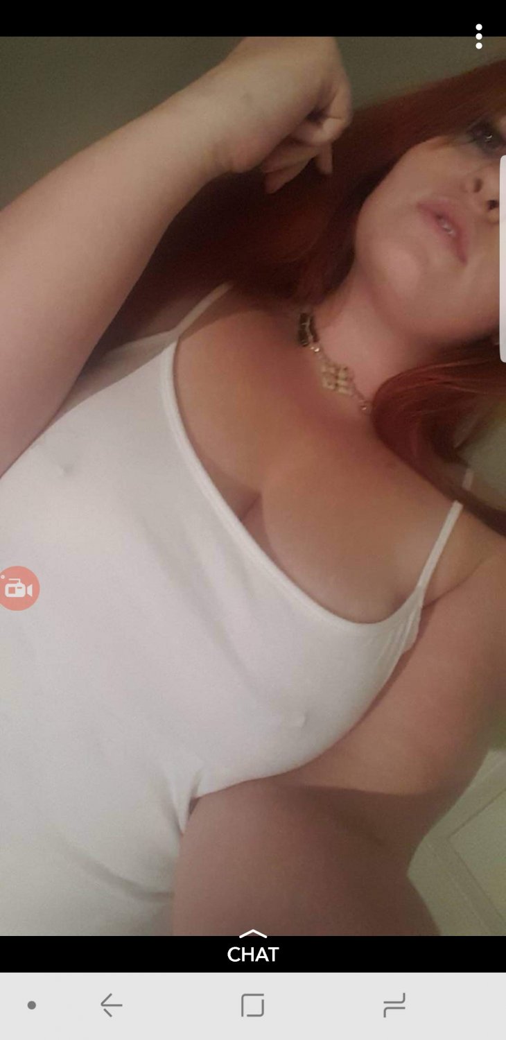 Leaked Nudes of Thick Redhead with Big Tits 5