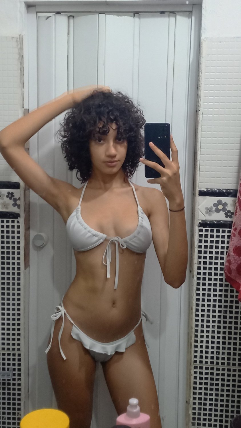 Leaked Novinha Teen with Wet Tight Bucetinha 16
