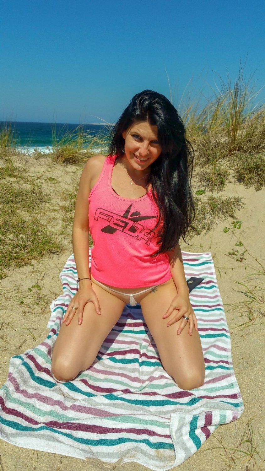 Aqueles Olhos Dizem "Freaky Webslut" 1