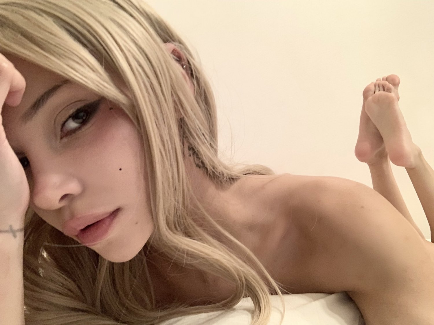 Feet n load dump 32