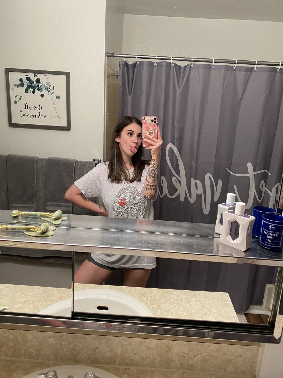 Sexy Phat Milf Bragging About How Irresistible She Is 26