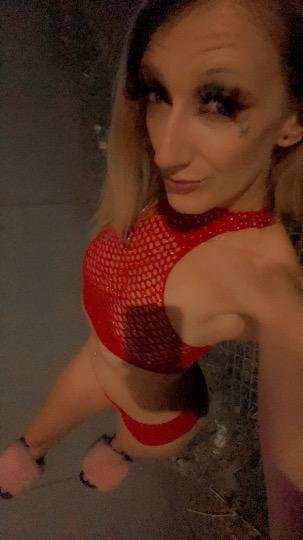 Fit Blonde Escort I Fucked — 27 and Hotter Than Ever 28