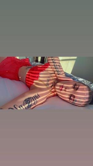 23 anni tatuaggio Esotica escort russa a San Francisco 24