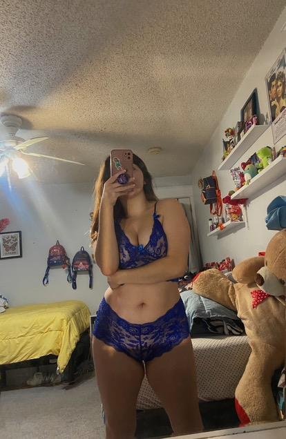 Smakowita suka w bieliźnie 2