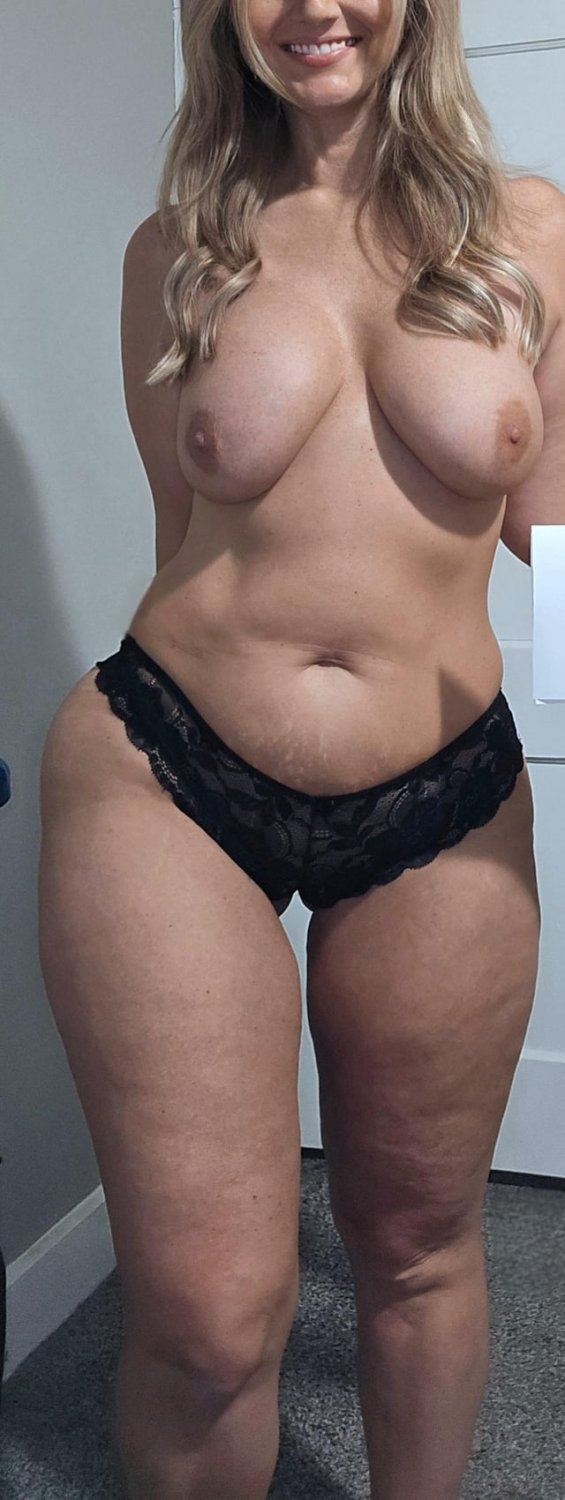 チャーチ・ワイフス・ノーティー・ピッシング・アンド・マスターベーション・コンフェッション 45