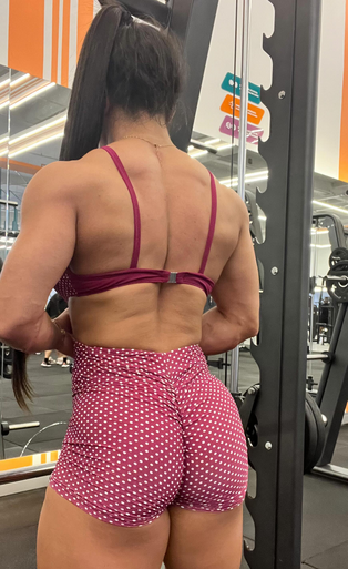 Gym Babe J@n@in@ G. Shares Sexy Selfie 8