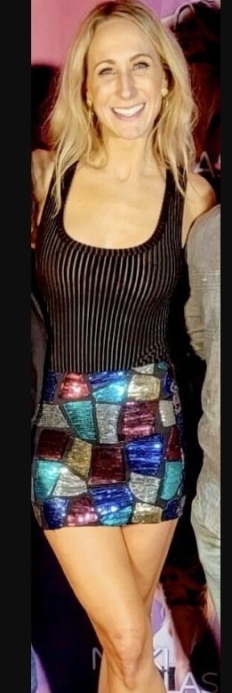 Nikki Glaser Hot Celeb Moments 33
