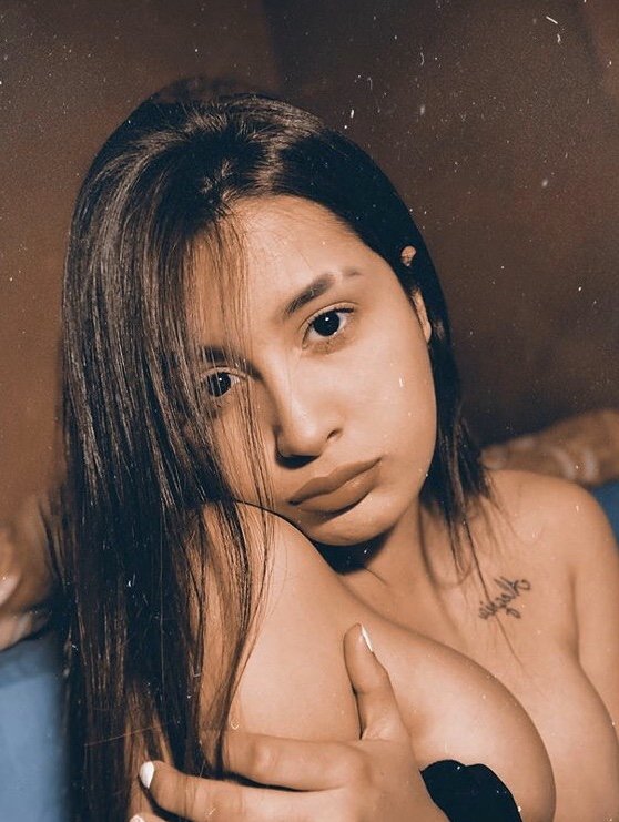 S3l3n3it0r Latina OnlyFans Teaser 4