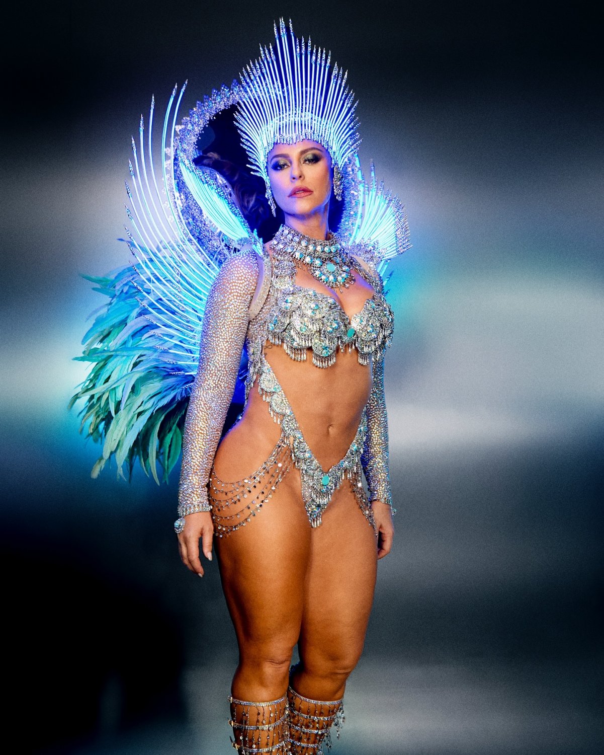 パオラ・オリベイラズ・シークレット・モーメンツ・アンベイルド 1