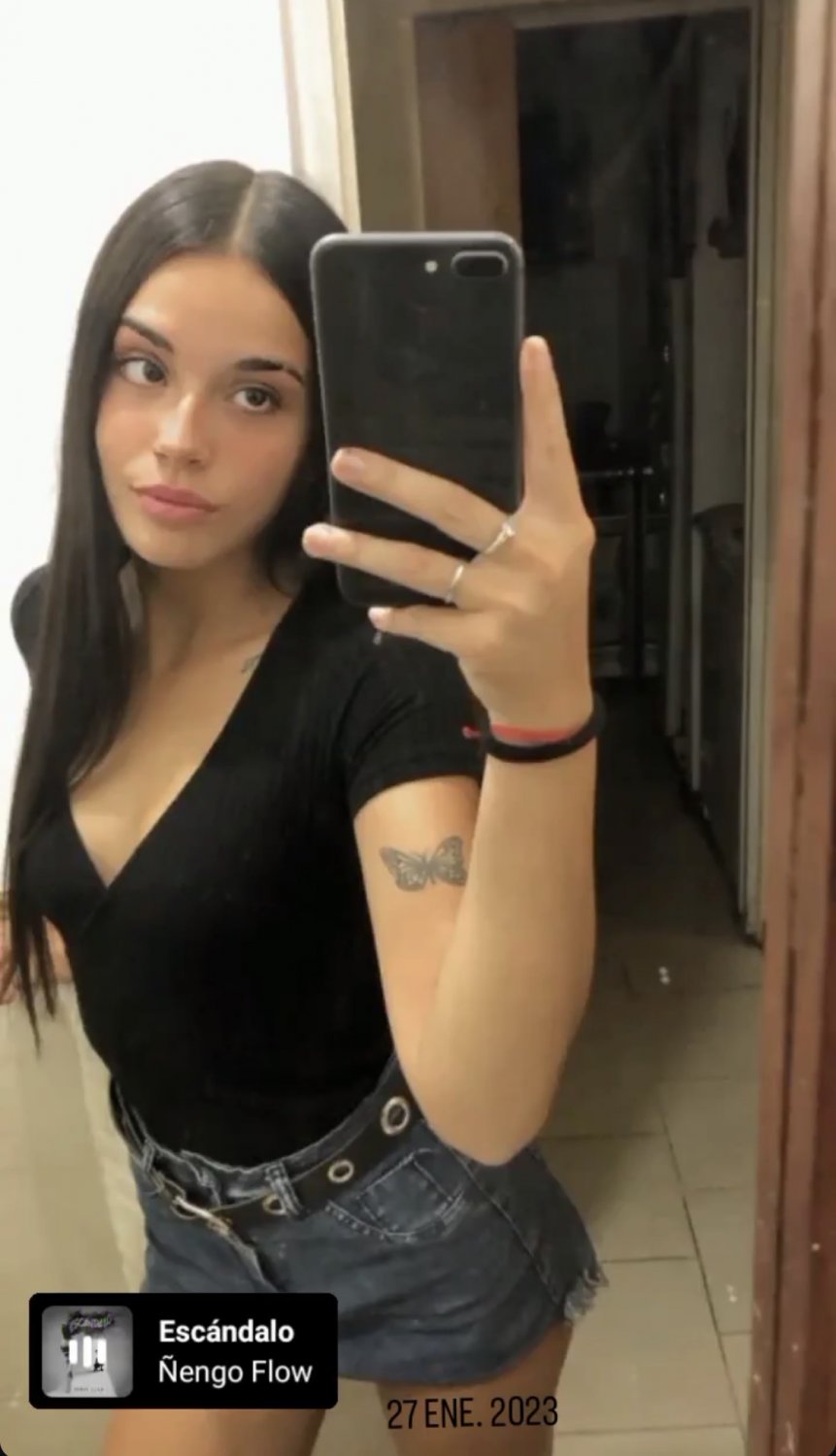 Selva Nicole cojiendo nicoleña 4