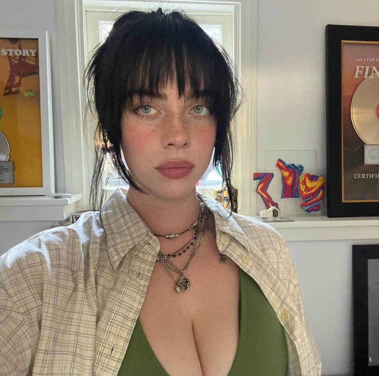 Billie Eilish Neue Bilder und Videos 4